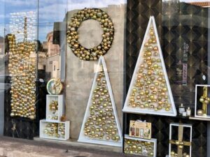 vitrine-de-noel-pharmacie-les-pennes-mirabeau-13