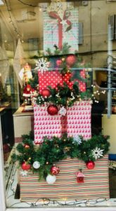 Vitrine de Noël opticien d'Eguilles (13)