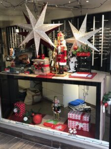 Vitrine de Noël opticien d'Eguilles (13)