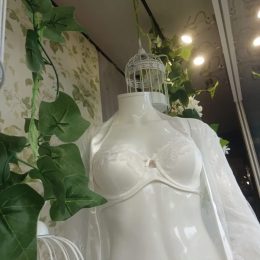 Catherine Montillot Formatrice certifiée Qualiopi et Décoratrice à Salon de Provence