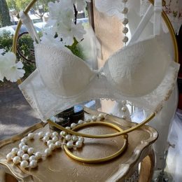 Catherine Montillot Formatrice certifiée Qualiopi et Décoratrice à Salon de Provence
